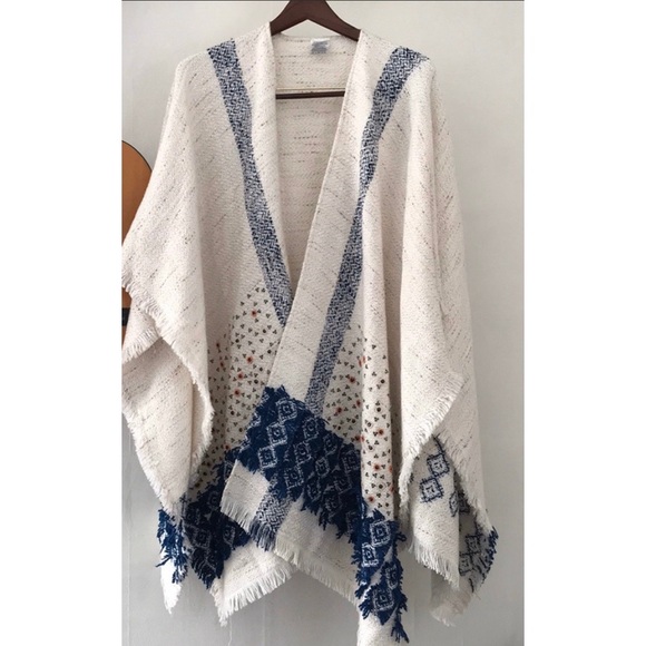 Anthropologie Sweaters - NWOT Anthropologie Shawl Sweater
